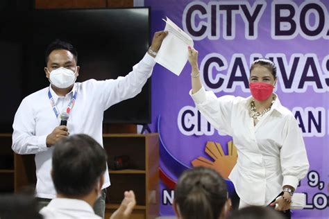 Dolores Barangay Captain Vilma Caluag .
